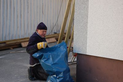 Eimer har en viktig funktion han städar så det blir fint